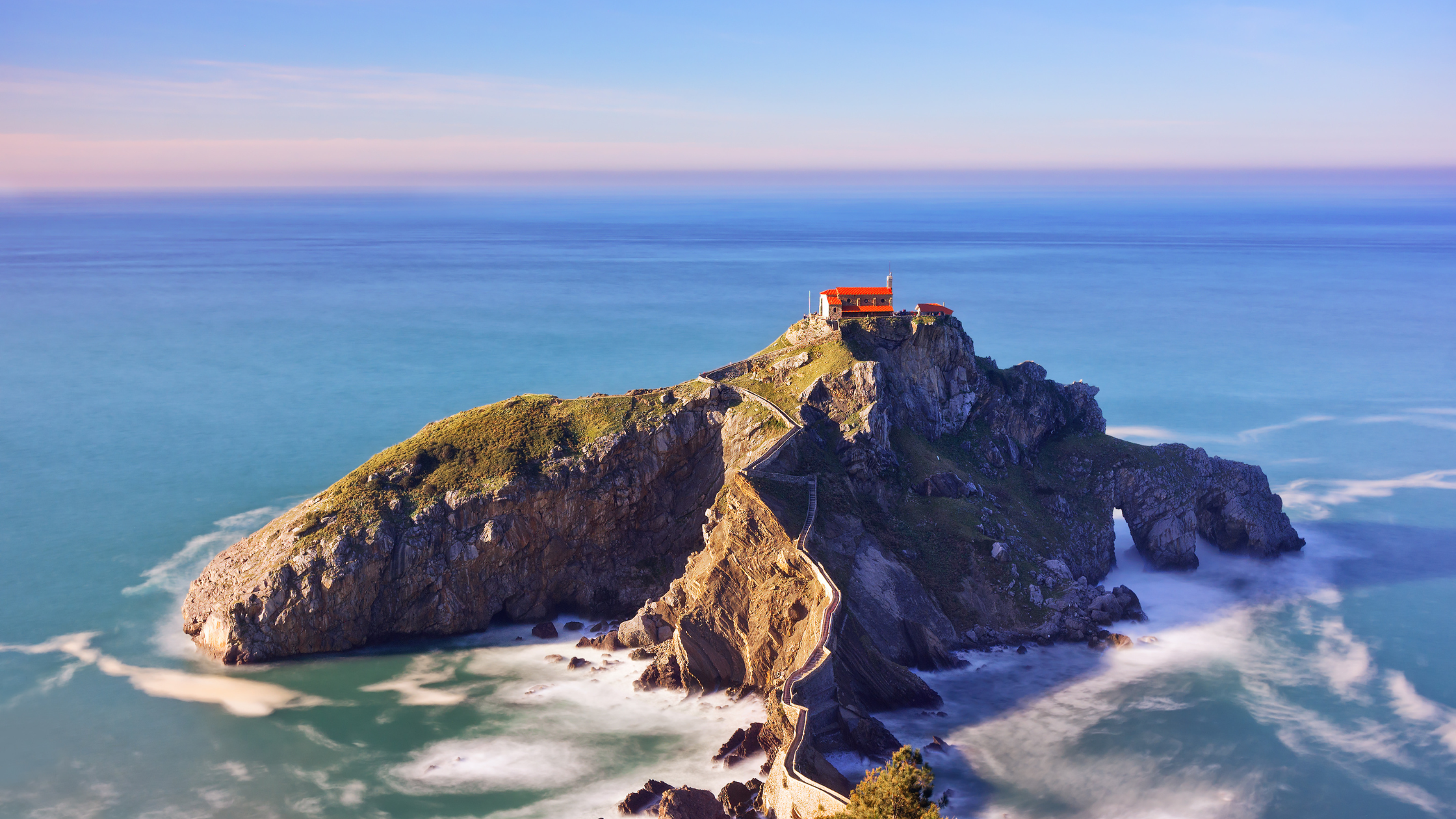 san-juan-de-gaztelugatxe-costa-bizkaia-vistas